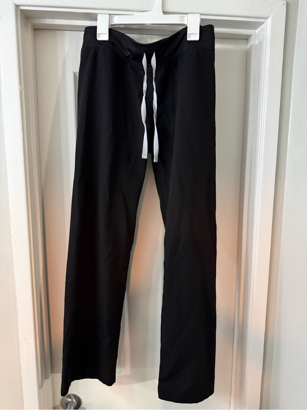 FIGS Livingston Scrub Pants Black